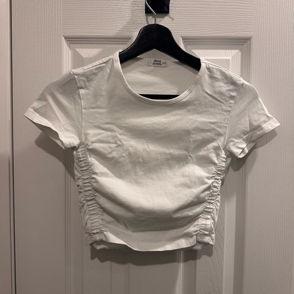 Ardene White Short Sleeve Cropped T-Shirt with Ruching